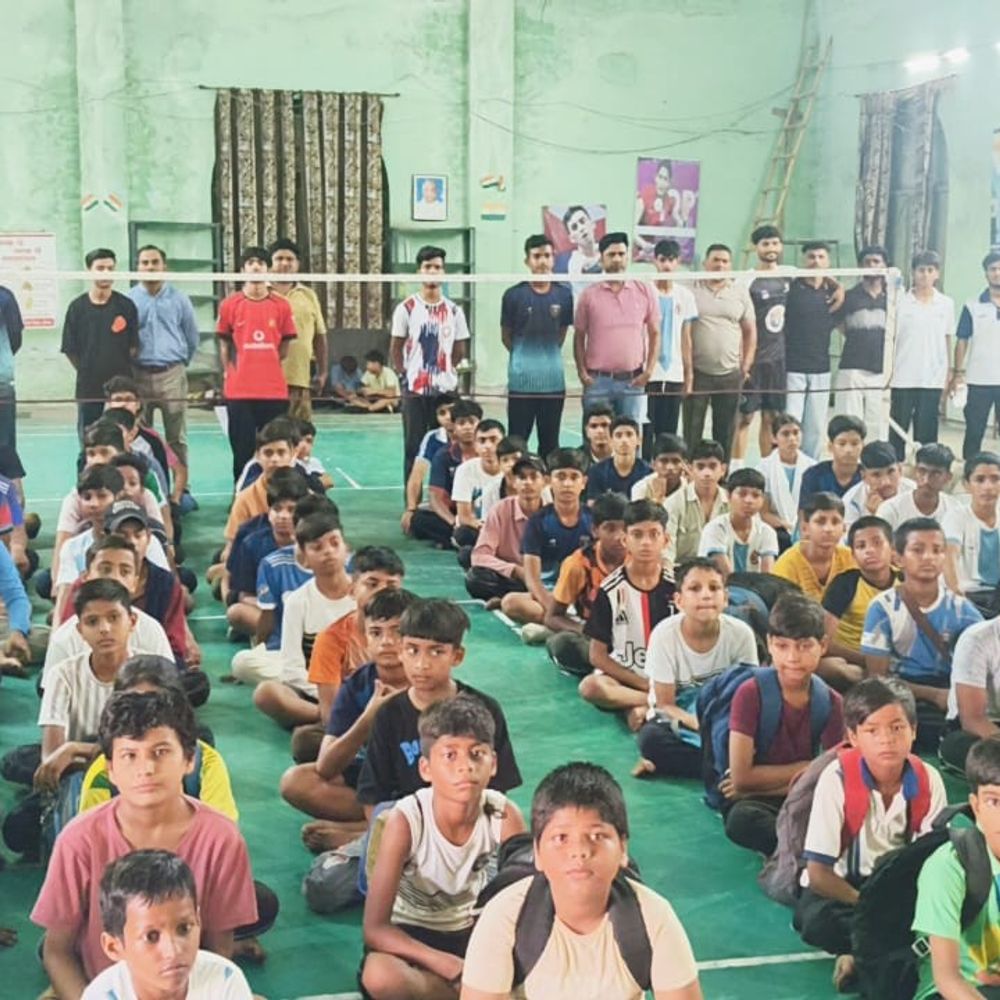 धौलपुर में समर फुटबॉल लीग 21 से होगी शुरू:जूनियर की 8 और सीनियर की 4 टीमें लेंगी भाग