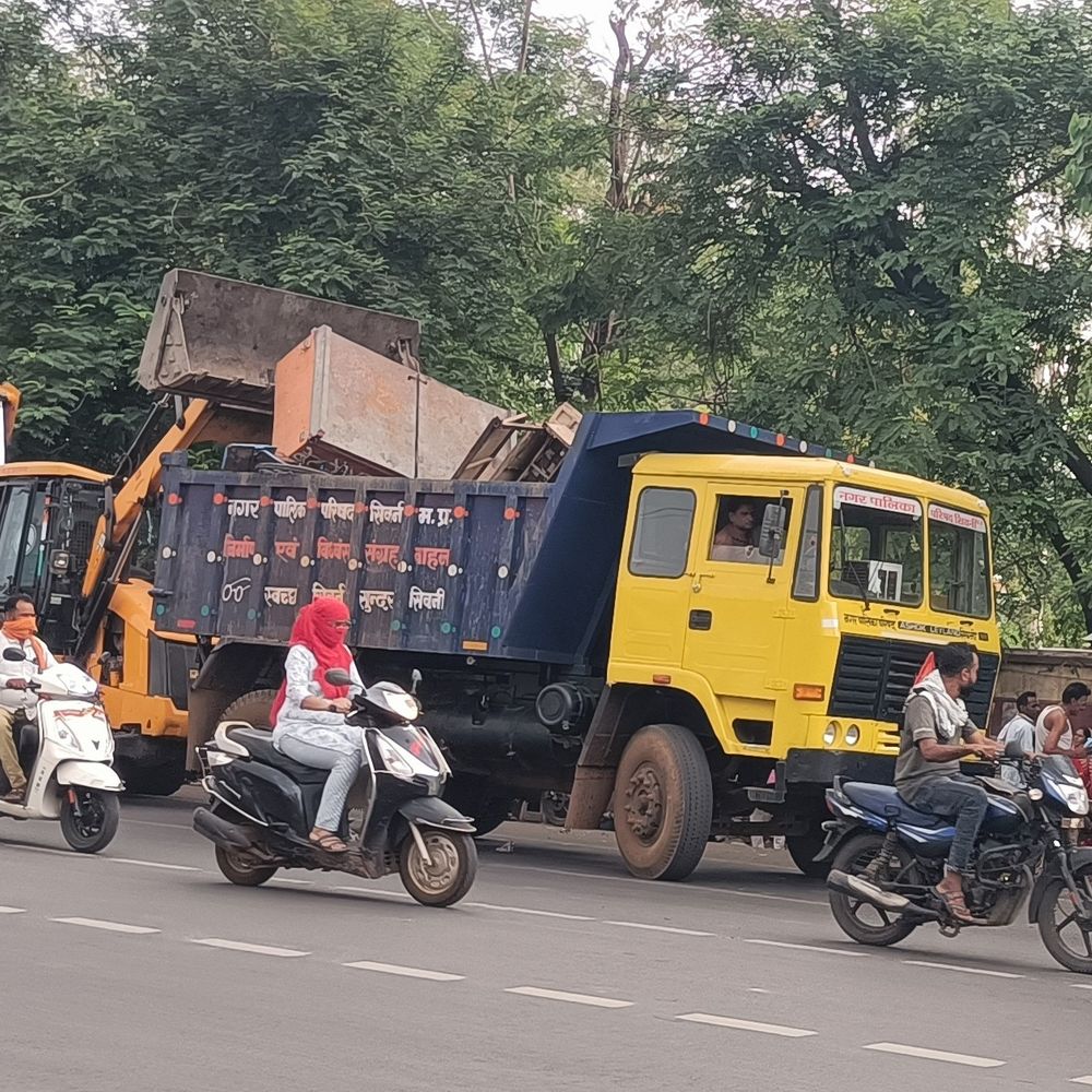 सड़क किनारे से दर्जनों अतिक्रमण हटाए:  सिवनी में नगर पालिका ने लिया एक्शन, अभियान जारी रहेगा – Seoni News