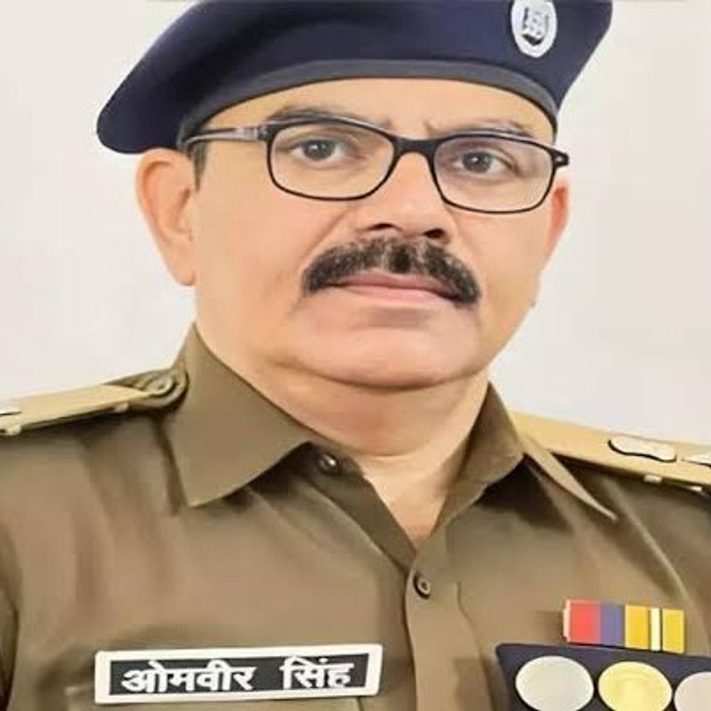 बलिया पुलिस का 'ऑपरेशन वज्रपात':15 गिरफ्तार, 25 गैंग और 263 सदस्य चिन्हित, 9 जून तक संचालित होगा