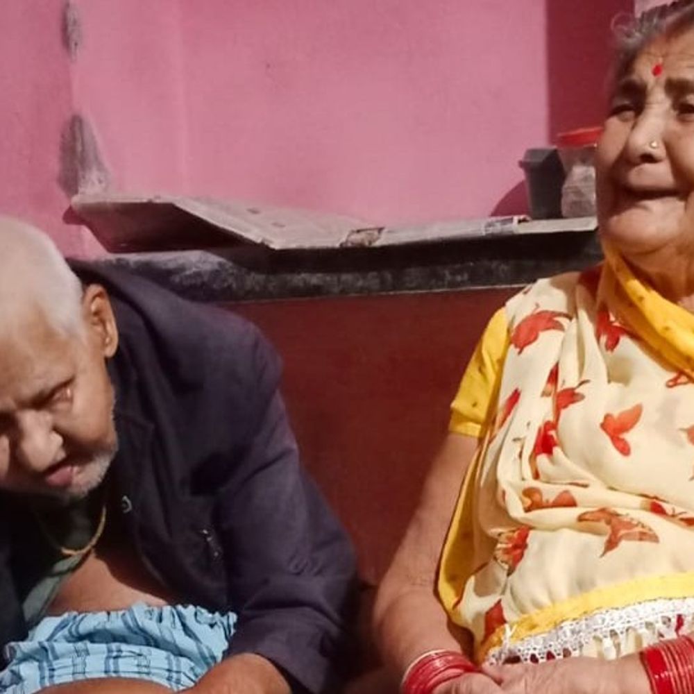 सतना में जमीन हड़पने जिंदा बुजुर्ग को मृत घोषित किया:भतीजे ने नगर निगम और पटवारी से मिलकर बनवाया डेथ सर्टिफिकेट; जांच के आदेश
