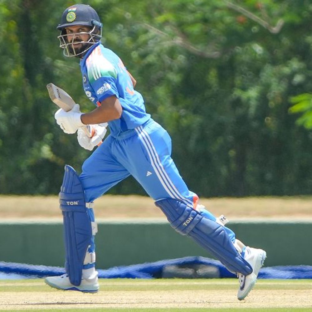 इंडिया-ए ने श्रीलंका-ए को ट्राई सीरीज का पहला वनडे हराया:49वें ओवर में श्रीलंका के 3 विकेट गिरे; टीम इंडिया 8 रन से जीती