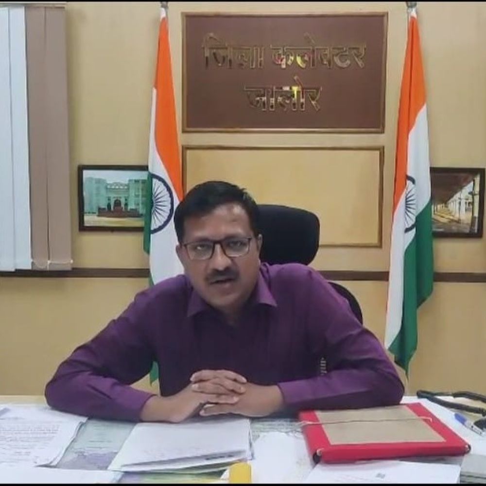 कलेक्टर बोले- गर्मी में कोई भी पशु-पक्षी प्यासे न रहे:आमजन से की पक्षियों के लिए परिंडे लगाने की अपील