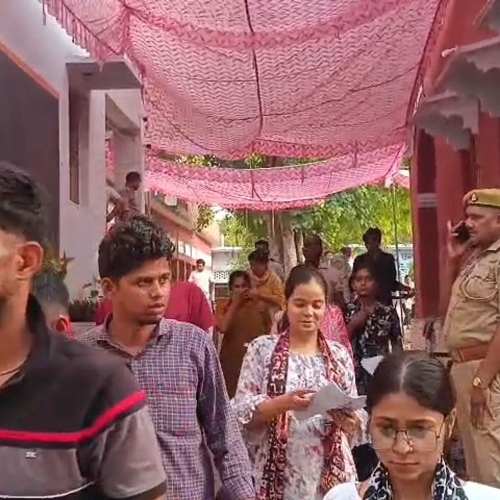 गाजीपुर में यूपी पुलिस भर्ती परीक्षा पूरी हुई:3 दिन में 21,655 अभ्यर्थी हुए शामिल, 7,145 रहे अनुपस्थित