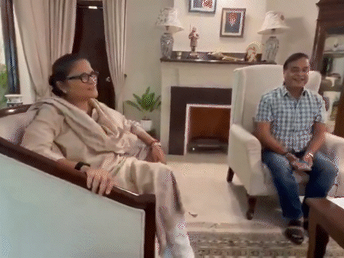 TMC में टूट जारी, एक और राज्यसभा सांसद का इस्तीफा:ममता से अब तक 58 विधायक, 20 लोकसभा सांसद अलग हुए; अभिषेक राहुल से मिले