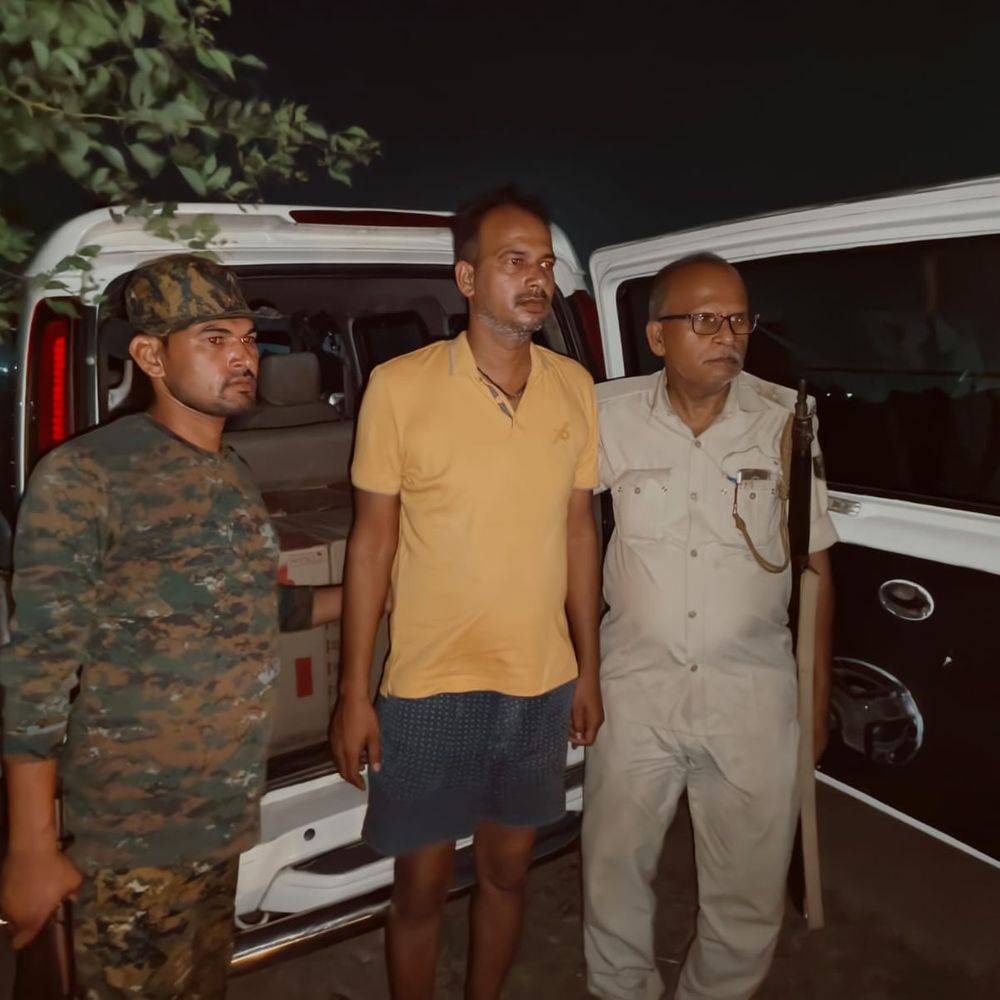 भोजपुर में स्कार्पियो से 388.800 लीटर शराब बरामद:उत्तर प्रदेश से लेकर पटना ला रहे थे खेप, गाड़ियों की रूटिन चेकिंग में पकड़ा गया तस्कर