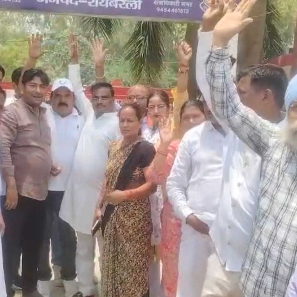 महिला सभासद के परिवार पर हमला, तीन आरोपी गिरफ्तार:तालाब पर कब्जे की शिकायत के बाद मारपीट, एसपी के निर्देश पर कार्रवाई