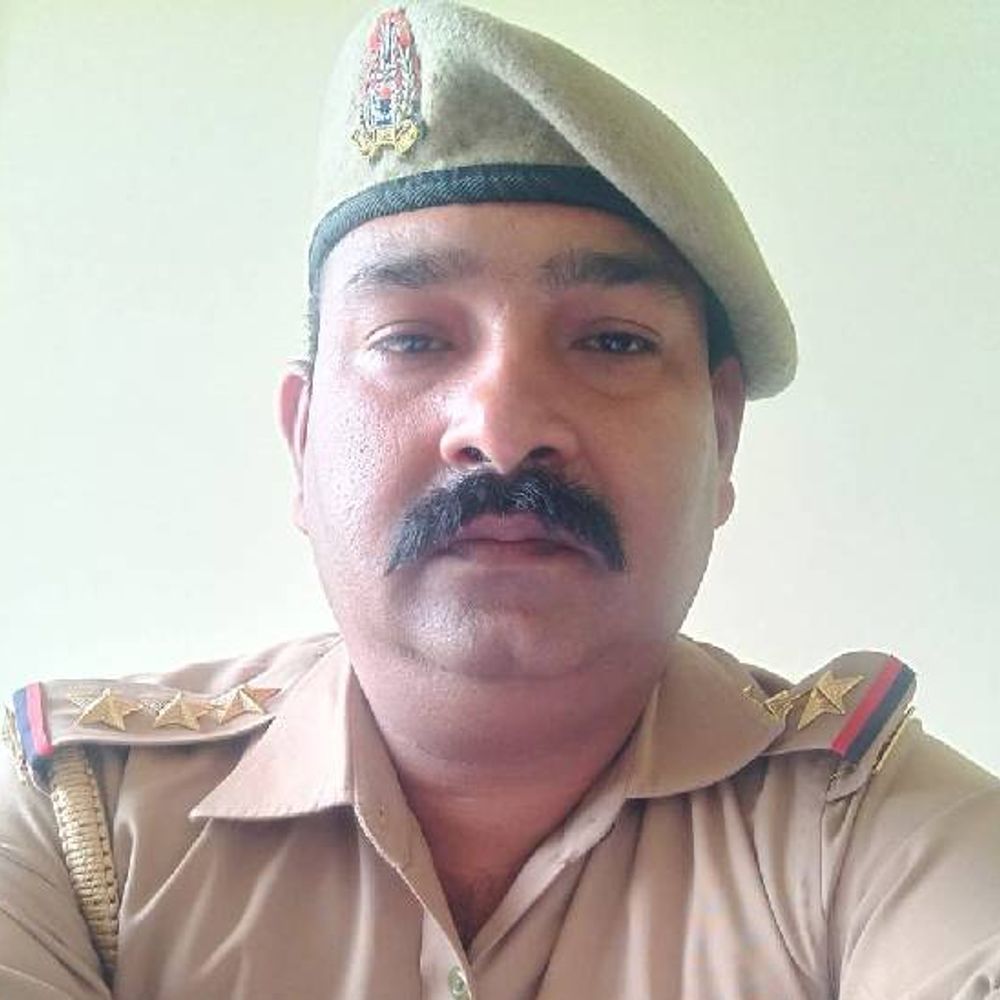 जूनियर के अंडर में तैनाती पर इंस्पेक्टर ने दिया इस्तीफा:बोले...मेरी पोस्टिंग नियमावली के विपरीत, मैं जूनियर का आदेश कैसे मानूंगा