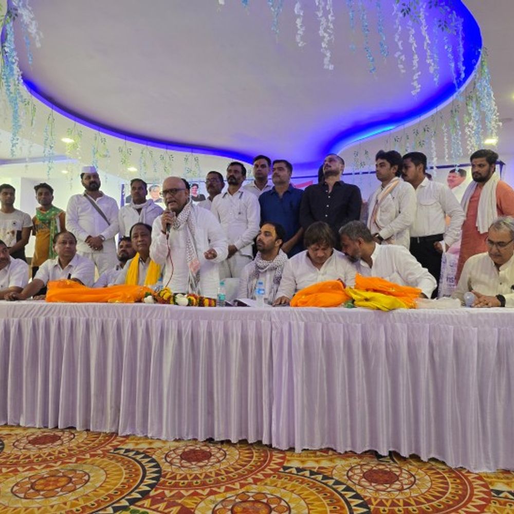 कांग्रेस प्रदेश अध्यक्ष अजय राय आए मथुरा:राम मंदिर दान पर उठ रहे सवाल पर कहा सिटिंग जज से कराएं जांच, प्रदेश में अधिकारी और मंत्री में नहीं बन रही