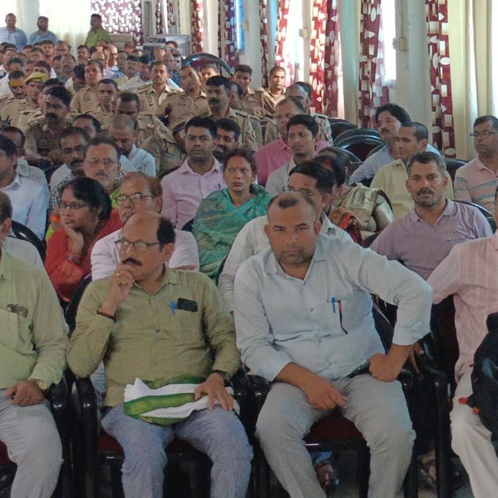 प्रवक्ता पद की परीक्षा 14 जून को होगी:देवरिया के 11 केंद्रों पर, नकलविहीन आयोजन के निर्देश