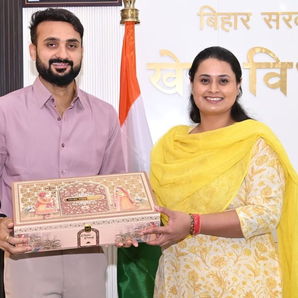 टीम इंडिया के तेज गेंदबाज आकाशदीप करेंगे शादी:24 जून को अक्षिता संग लेंगे सात फेरे, खेल मंत्री श्रेयसी सिंह से मुलाकत कर दिया निमंत्रण