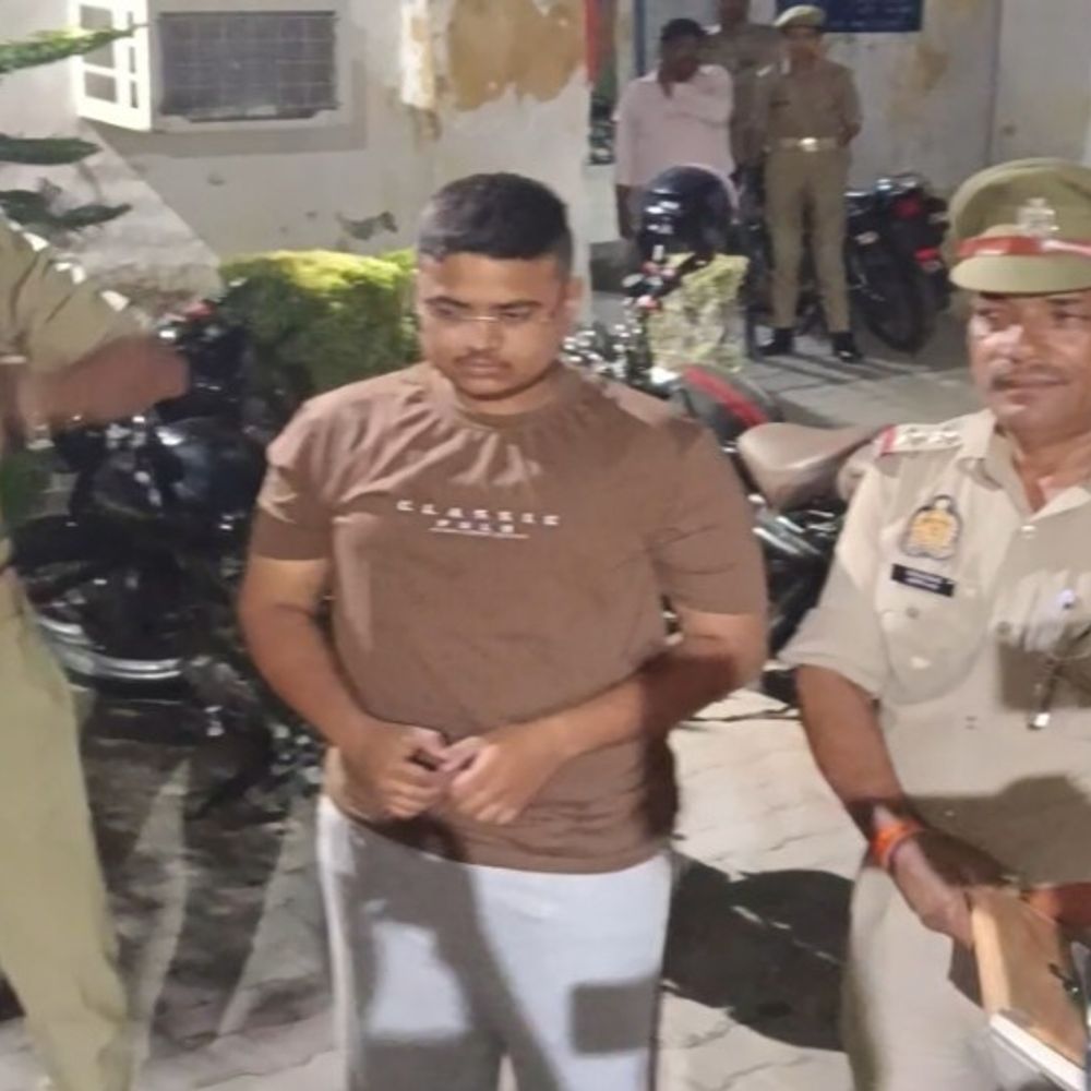 मां का सपना पूरा करने के लिए बना फर्जी ब्रिगेडियर:दिल्ली में रहकर करता था NEET की तैयारी, FIR दर्ज
