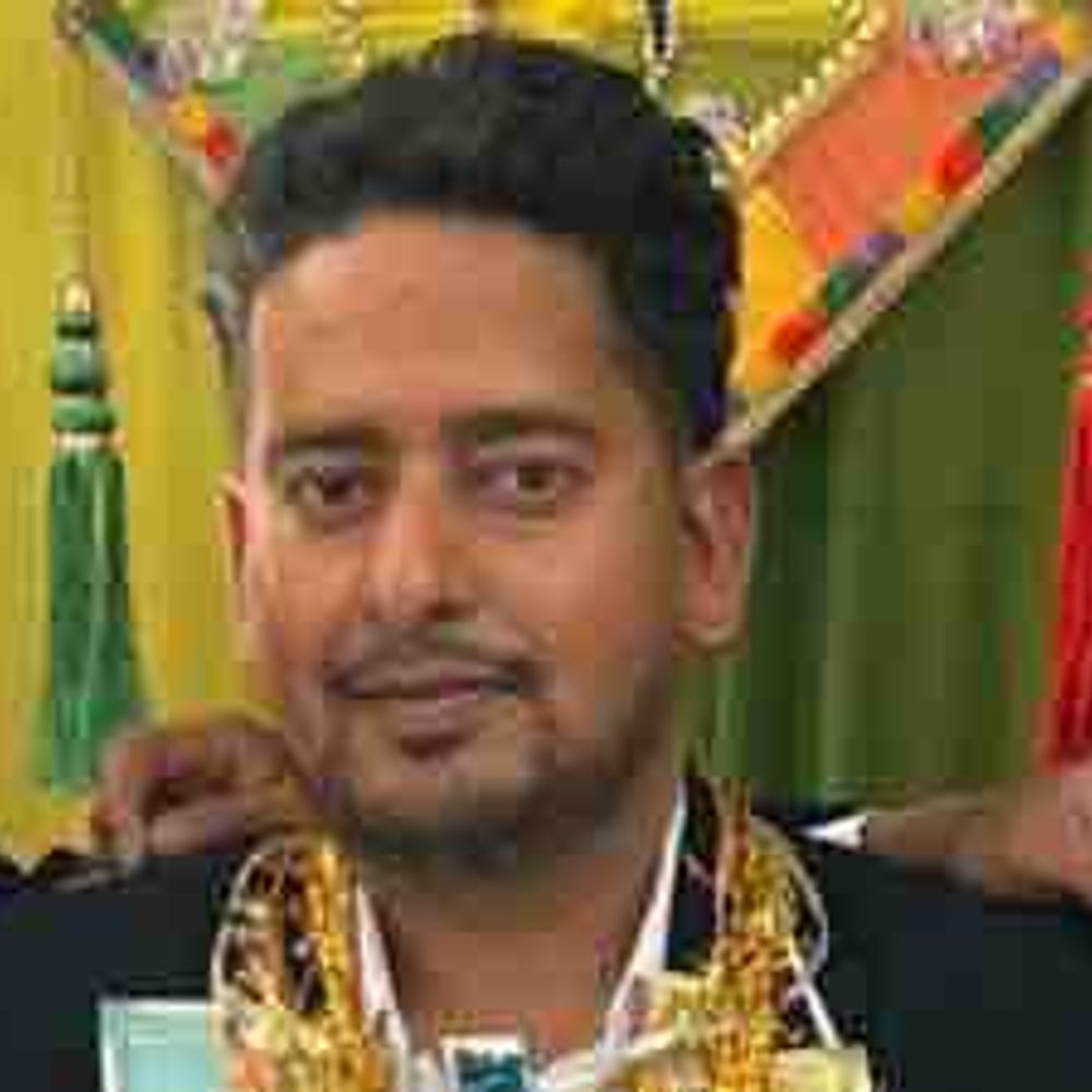 शादी के 10 दिन बाद दुबई के दूल्हे की मौत:रामपुर में दूल्हन को विदा कराकर घर लौट रहा था, ट्रैक्टर-ट्राली ने मारी टक्कर, 4 घायल