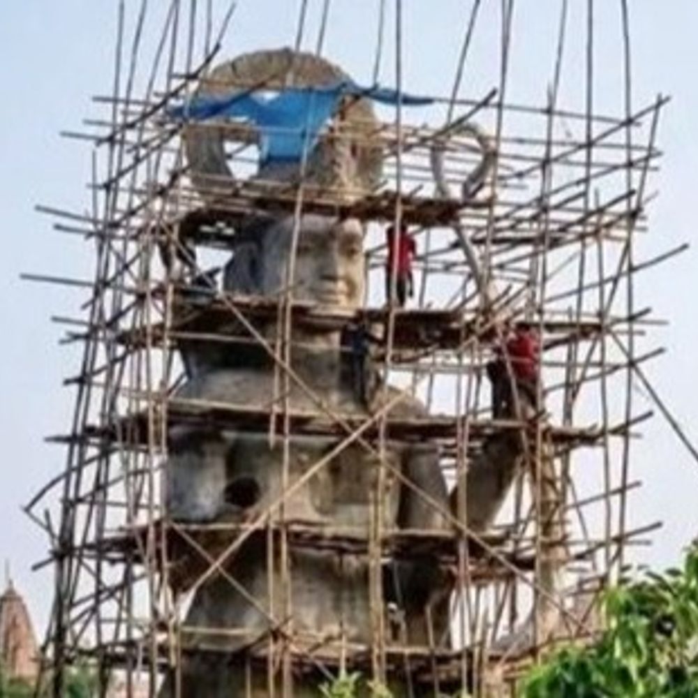 बांग्लादेश- कट्टरपंथियों के दबाव में राम प्रतिमा का प्रोजेक्ट रुका:फंडिंग की जांच व अधूरा निर्माण गिराने की मांग, 2025 में शुरू हुआ था प्रोजेक्ट