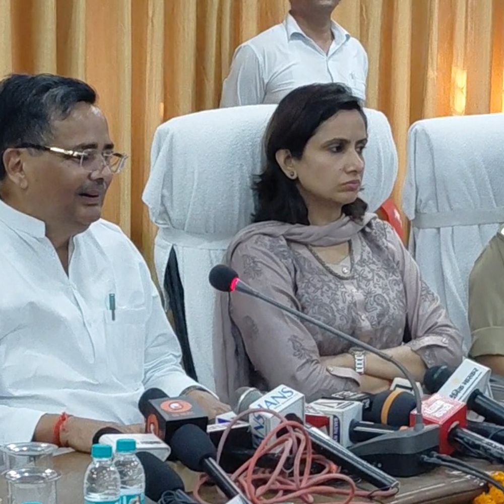 2027 में 2017 के इतिहास को करेंगे बीट बनाएंगे सरकार:मंत्री जयवीर सिंह ने किया दावा, विकास कार्यों की प्रगति और भविष्य की योजनाएं बताईं