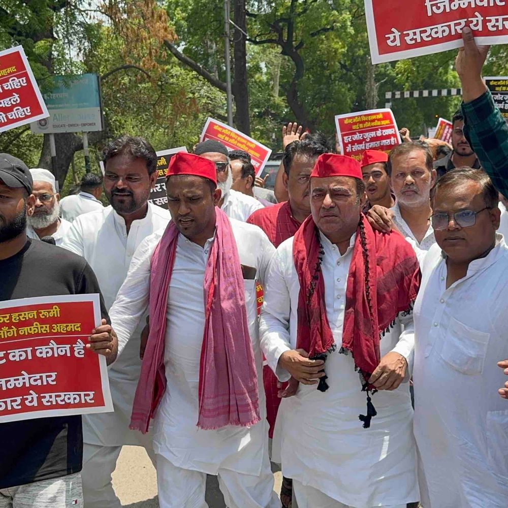 सपा विधायक ने पीएम मोदी को लिखा पत्र:कानपुर में बदहाल सड़क, रेलवे ओवरब्रिज निर्माण की मांग