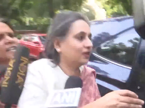 लोकसभा स्पीकर के घर पहुंचे कीर्ति आजद और सागरिका घोष:बंगाल भाजपा प्रभारी के घर बागी TMC गुट की बैठक, काकोली का दावा- हमारे साथ 22 सांसद