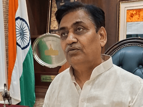 डोटासरा बोले -BJP इवेंट और मैनेजमेंट की पार्टी:CM केवल प्रधानमंत्री,अमित शाह को धोक-प्रणाम करने के लिए दिल्ली जाते, बीजेपी के कार्यक्रम में राज्यपाल भी जा रहे
