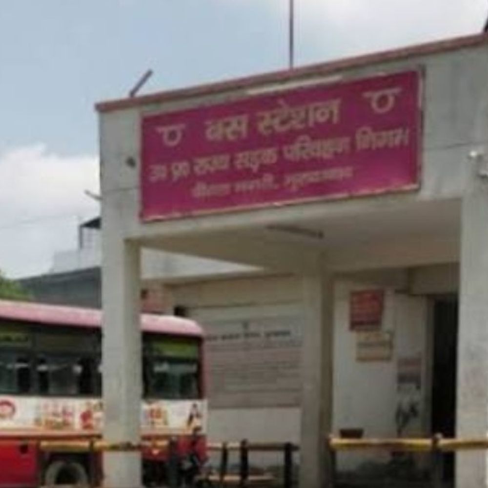 छह पुरानी रोडवेज बसें नीलाम:मुरादाबाद में दस और बसें हटेंगी, मिलेंगी बेहतर सुविधाएं