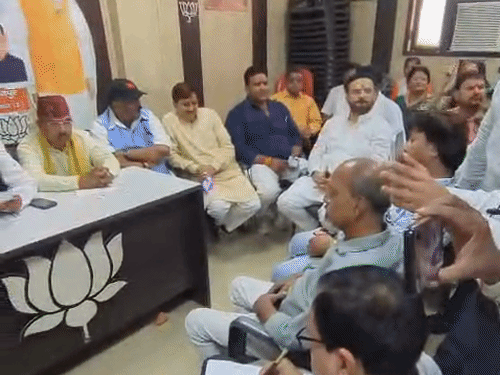 कानपुर में सांसद रमेश अवस्थी ने सरकार की उपलब्धियां बताईं:कहा- 12 साल में भारत बना दुनिया की चौथी सबसे बड़ी अर्थव्यवस्था