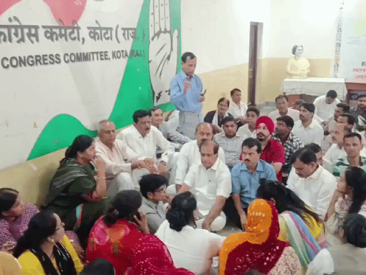 दशहरा मैदान में राहुल गांधी स्टूडेंटस से करेंगे चर्चा:राहुल गांधी के छात्र संवाद कार्यक्रम की तैयारियां तेज, कार्यकर्ताओं को जिम्मेदारियां