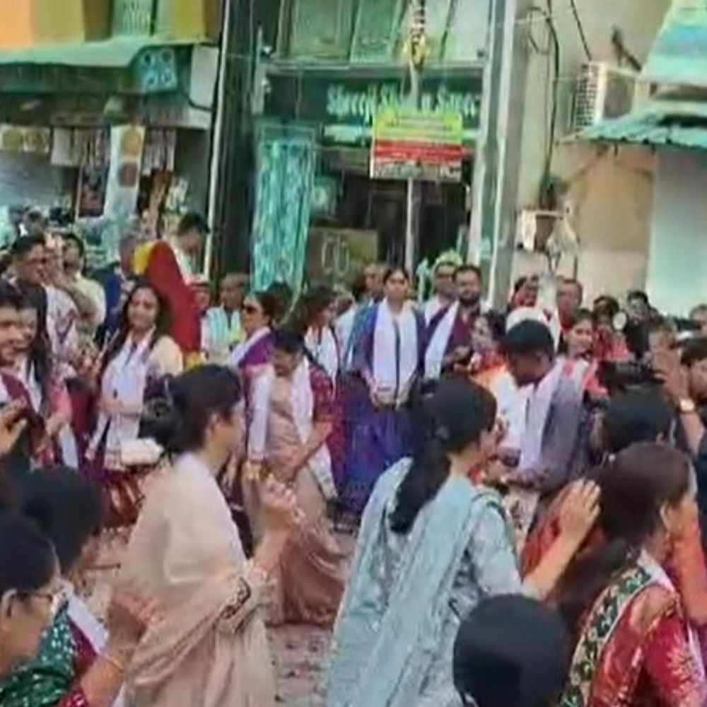 श्रीनाथजी मंदिर में छप्पन भोग मनोरथ:प्रभु को 351 प्रकार की बालभोग सामग्री अर्पित, वैष्णवों ने किए दर्शन