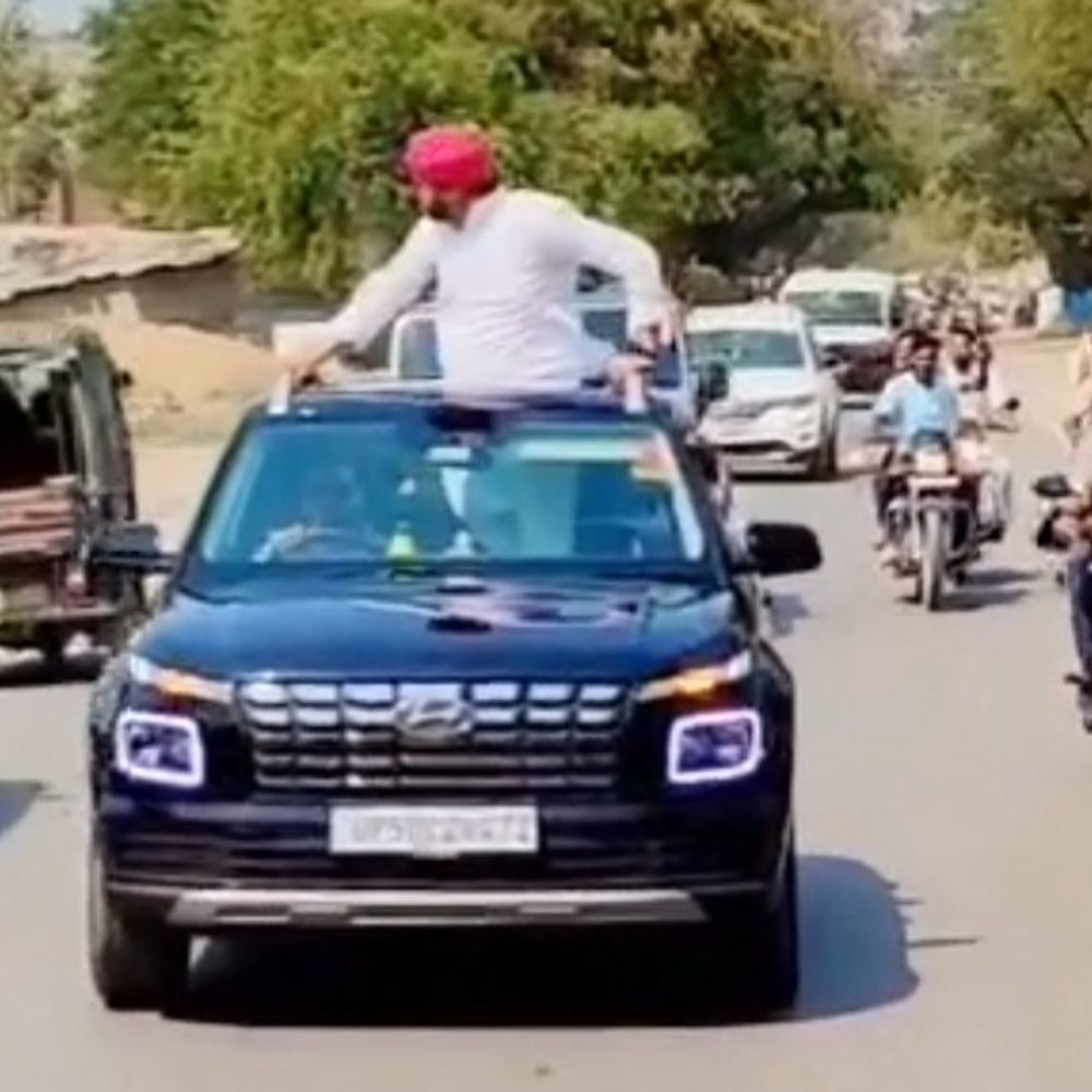 सोशल मीडिया पर दबंगई का वीडियो:क्रेटा कार को किया गया सीज, जिले में चल रहे ऑपरेशन बज्रपात के तहत लगातार हो रही करवाई