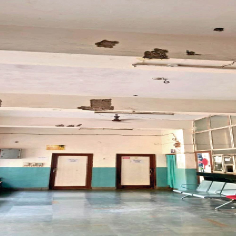 बच्चों का सुपर स्पेशिएलिटी:फाइलों में दबा 10.73 करोड़ का बजट; जर्जर वार्डों में हो रहा मासूमों का उपचार