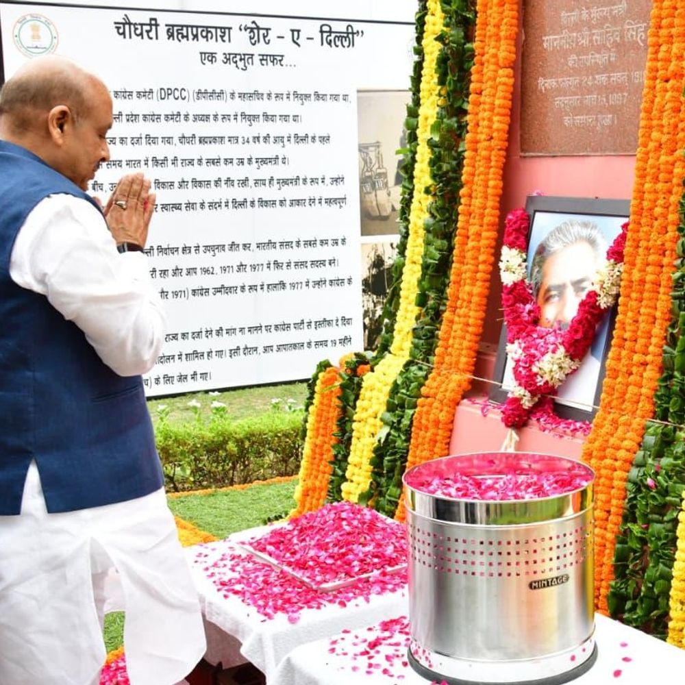 दिल्ली के प्रथम मुख्यमंत्री को विधानसभा में दी गई श्रद्धांजलि:विधानसभा अध्यक्ष विजेंद्र गुप्ता ने किया नमन, स्वतंत्रता संग्राम और जनसेवा में योगदान को किया याद