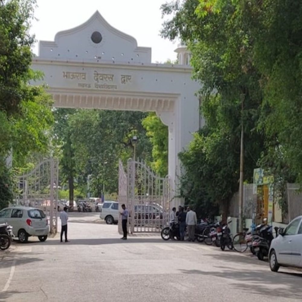 LU- जबरन धर्मांतरण रोकने के लिए छह नोडल अधिकारी नियुक्त:हॉस्टलों में होगी विशेष निगरानी, मेंटर-मेंटी सेशन से स्टूडेंट्स अवेयर किए जाएंगे
