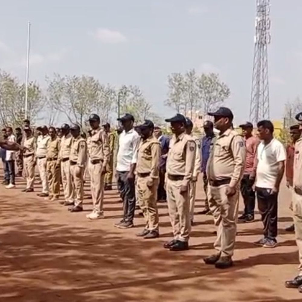 बुरहानपुर में कोटवारों को मिली खाकी वर्दी और नीली टोपी:त्योहारों पर स्पेशल पुलिस ऑफिसर के रूप में करेंगे काम, पुलिस कर रही प्रशिक्षित