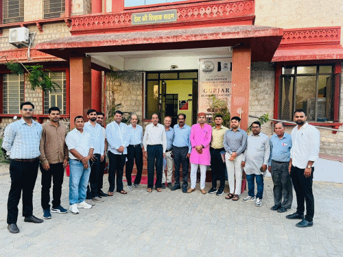 गुर्जर शिक्षाविद् सम्मेलन का समापन:देश भर के शिक्षक, शोधार्थी हुए शामिल, जयपुर घोषणा-पत्र जारी