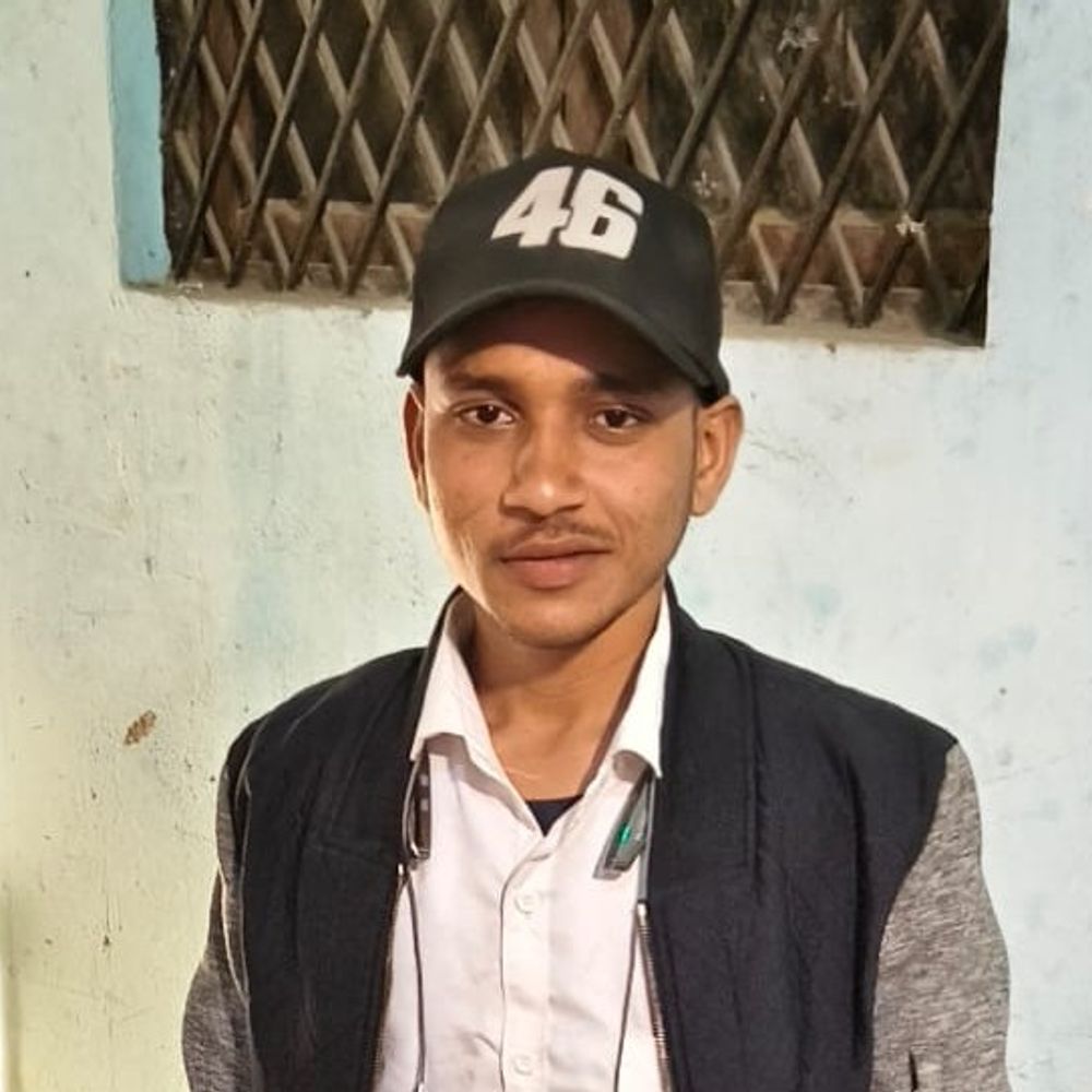 उन्नाव में युवक का शव सड़क किनारे मिला:मां ने प्रेमिका पर हत्या का आरोप लगाया, दो बहनों का इकलौता भाई था
