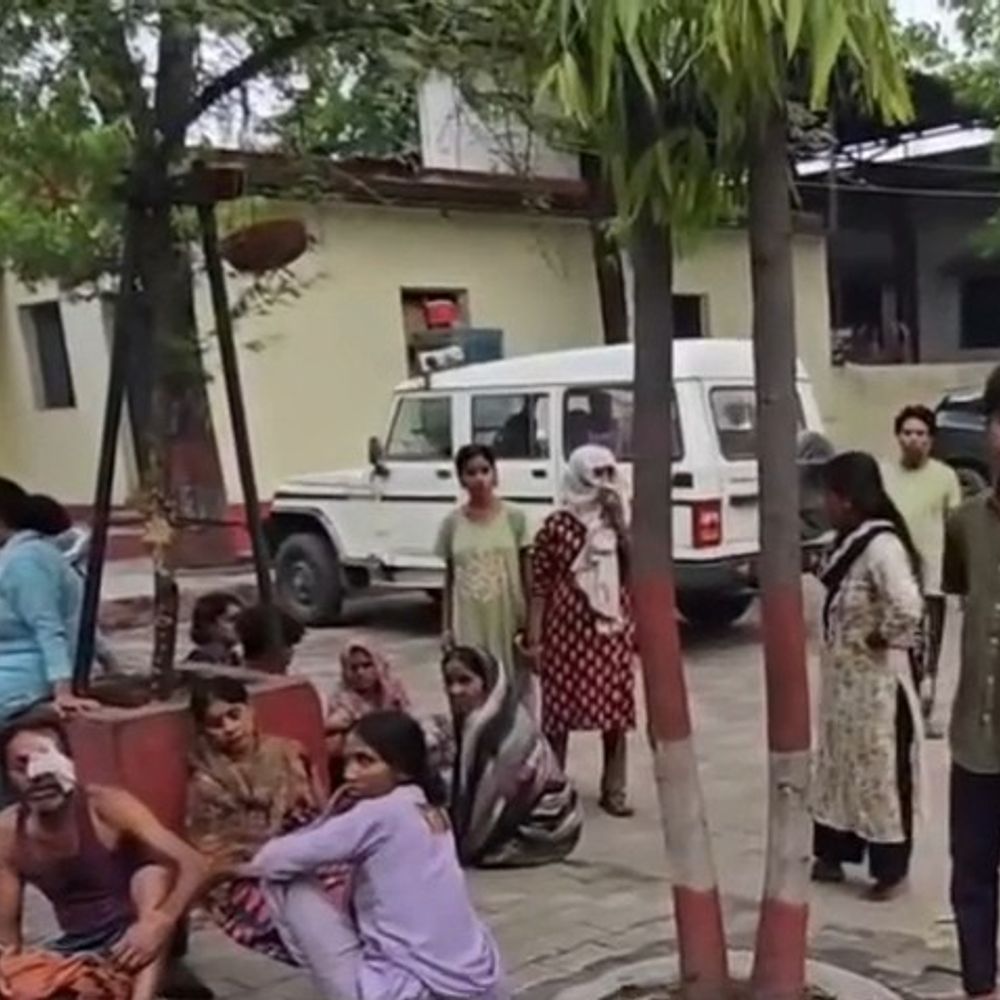 सिंगरौली: जन्मदिन की पार्टी में चाकू-डंडे चले:पुराने विवाद के चलते दो पक्षों में मारपीट, कई घायल; पुलिस ने मामला दर्ज किया