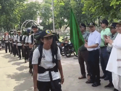 BHU के 14 स्टूडेंट्स फ्रेंडशिप पीक अभियान पर निकले:17,352 फीट ऊंची चोटी फतह करने का लक्ष्य,महिला पर्वतारोही निभा रहीं नेतृत्व की जिम्मेदारी