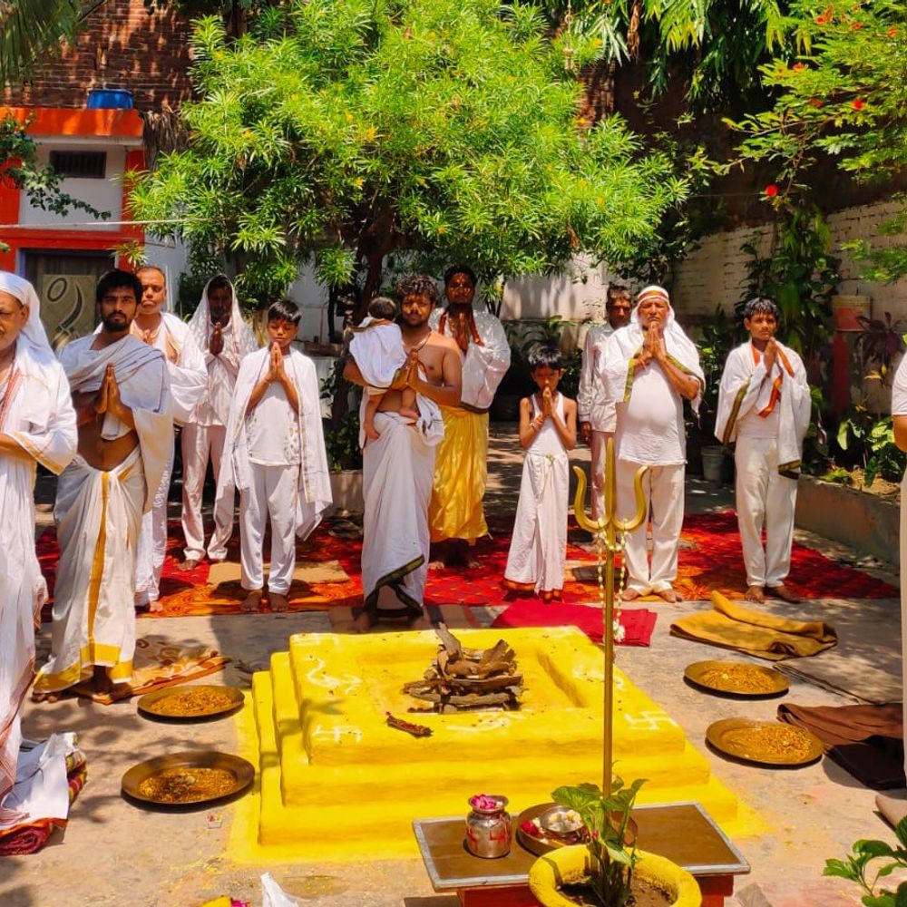 सम्भल योग शिविर में ग्रह-पूजन और यज्ञ संपन्न:शिव गोरख मंदिर समिति ने दस दिवसीय महोत्सव का आयोजन किया