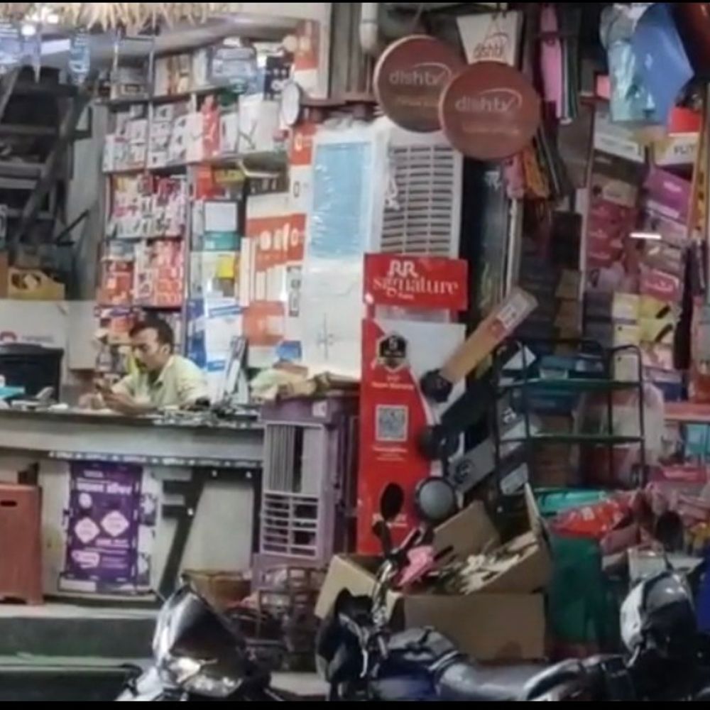 उमरिया में साप्ताहिक बंदी पर व्यापारी बंटे:चैंबर ऑफ कॉमर्स और कैट के बीच विवाद गहराया