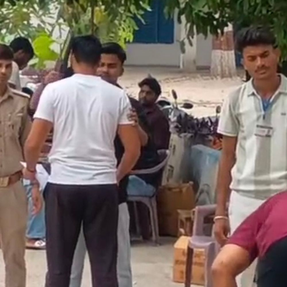 बिजनौर में नीट परीक्षा दोबारा शुरू:5500 से अधिक परीक्षार्थी, 12 केंद्रों पर सुरक्षा के पुख्ता इंतजाम