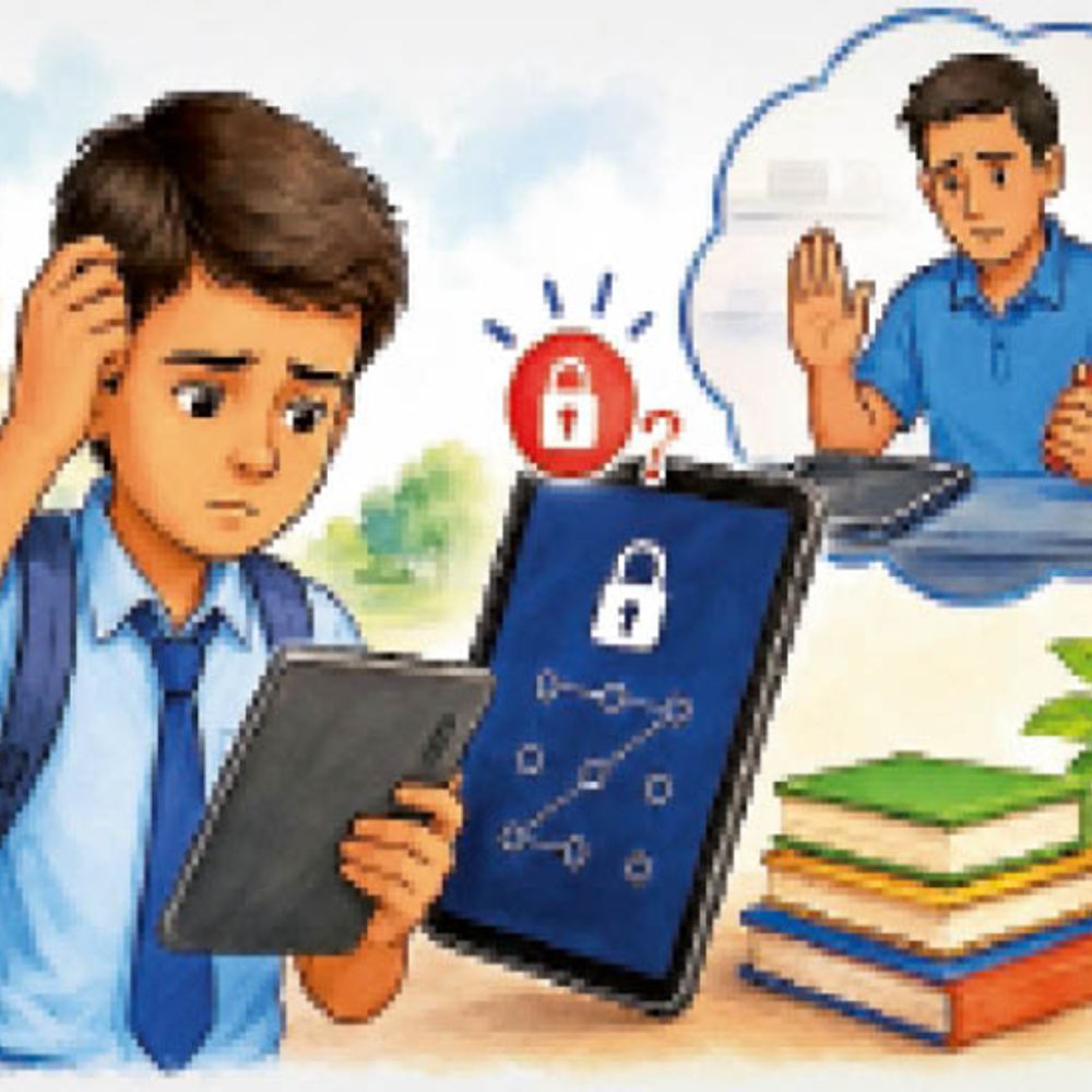 मेधावी छात्रों को बांटे थे फ्री टेबलेट्स:टेबलेट का लॉक मुफ्त में खुलवाने को 4 दिन बचे, फिर खुद ठीक कराना होगा