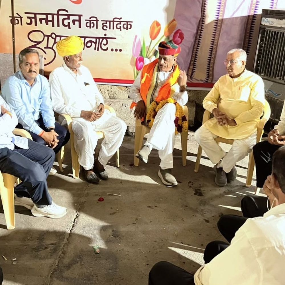 नेतरा में 4.55 करोड़ में बनेगी तीन सड़के:ग्रामीणों ने मंत्री जोराराम कुमावत का किया अभिनंदन
