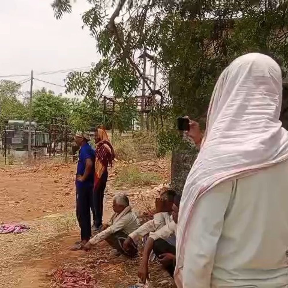 मऊगंज में युवक का शव फंदे पर मिला:रात में सोने गया था, सुबह बहन ने लटके देखा