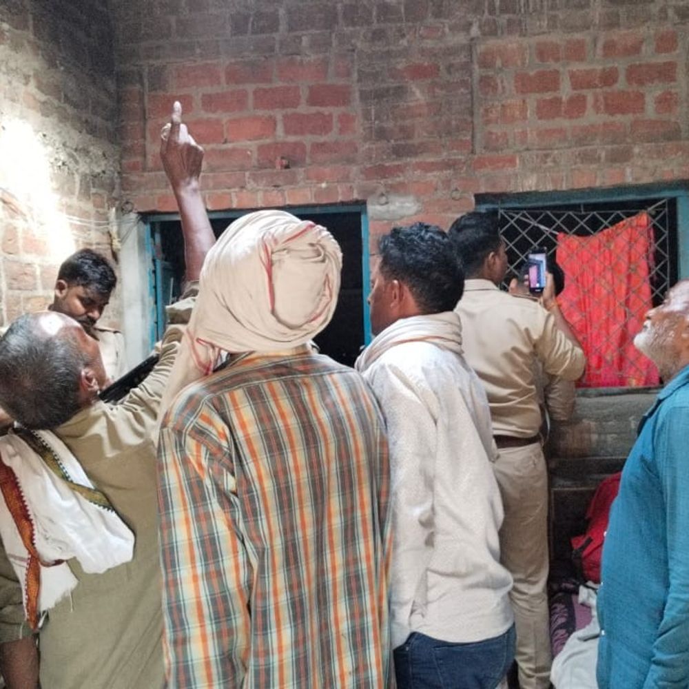 औरैया में सूने घर से लाखों की चोरी:लाखों के जेवर और सिलेंडर गायब, पड़ोसियों ने मकान मालिक को दी जानकारी