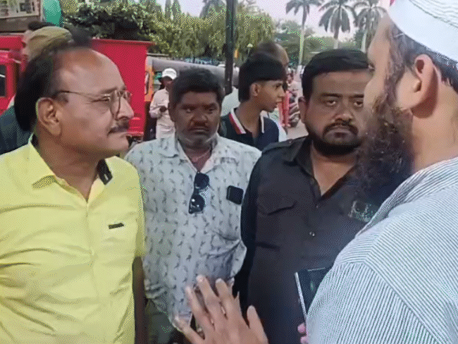 दिन में मेयर की मीटिंग, शाम को अतिक्रमण कार्रवाई:पॉलिटेक्निक कॉलेज, जहांगीराबाद से हटाया; नाले पर कब्जा करने वाले को दी चेतावनी