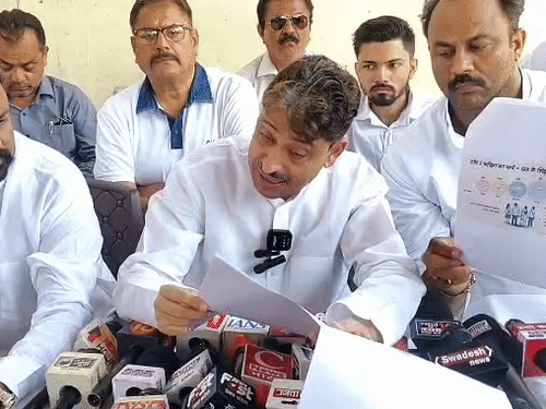 शिक्षा व्यवस्था को लेकर सांसद इमरान मसूद का वार:सहारनपुर में बोले-शिक्षा व्यवस्था बदहाल, पेपर लीक से युवाओं का भविष्य बर्बाद, 12 साल में 23 राष्ट्रीय परीक्षाओं के पेपर लीक