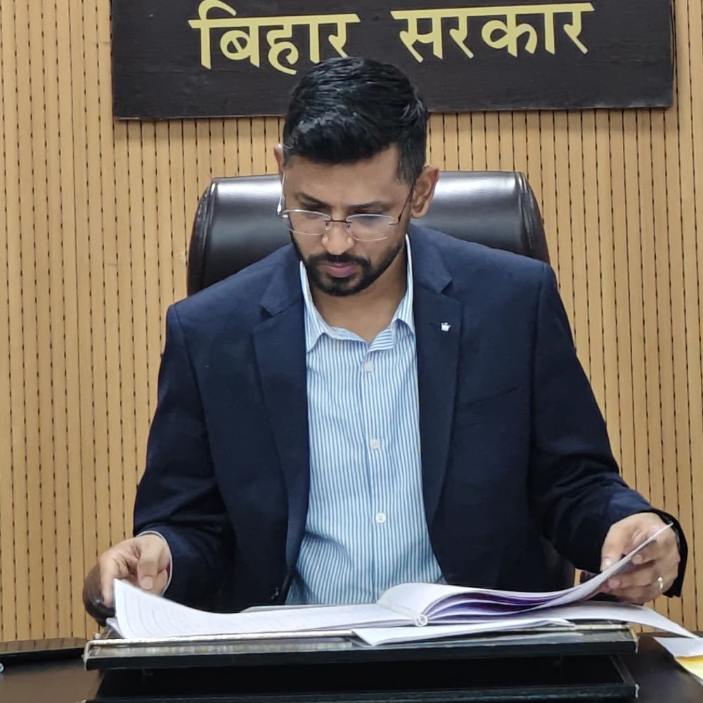 मुजफ्फरपुर में 27 जून तक स्कूल बंद:क्लास 8 से ऊपर की पढ़ाई सुबह 10 बजे तक चलेगी, गर्मी को देखते हुए डीएम ने दिया निर्देश