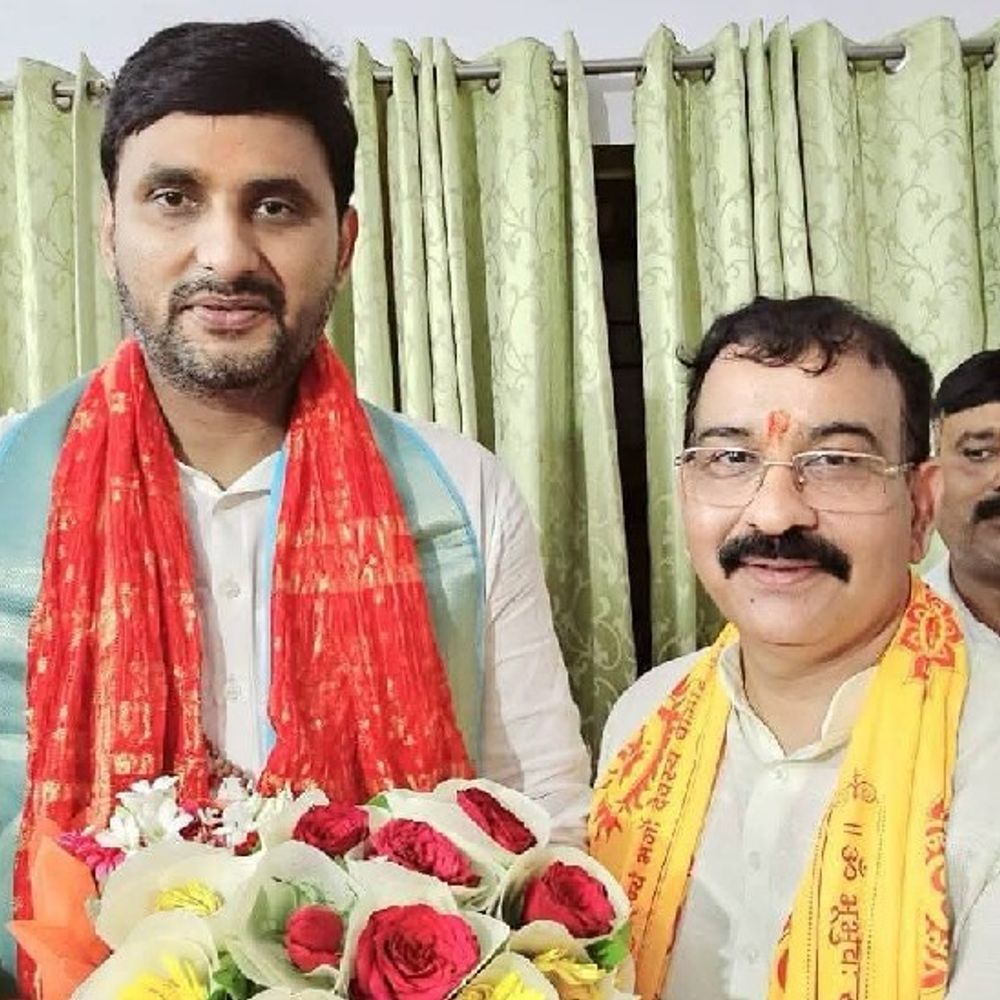 नई प्रदेश टीम पर आनंद द्विवेदी ने जताया भरोसा:बोले- संगठन को मिलेगी नई ऊर्जा; डॉ. नीरज सिंह को उपाध्यक्ष बनाए जाने पर कार्यकर्ताओं में उत्साह