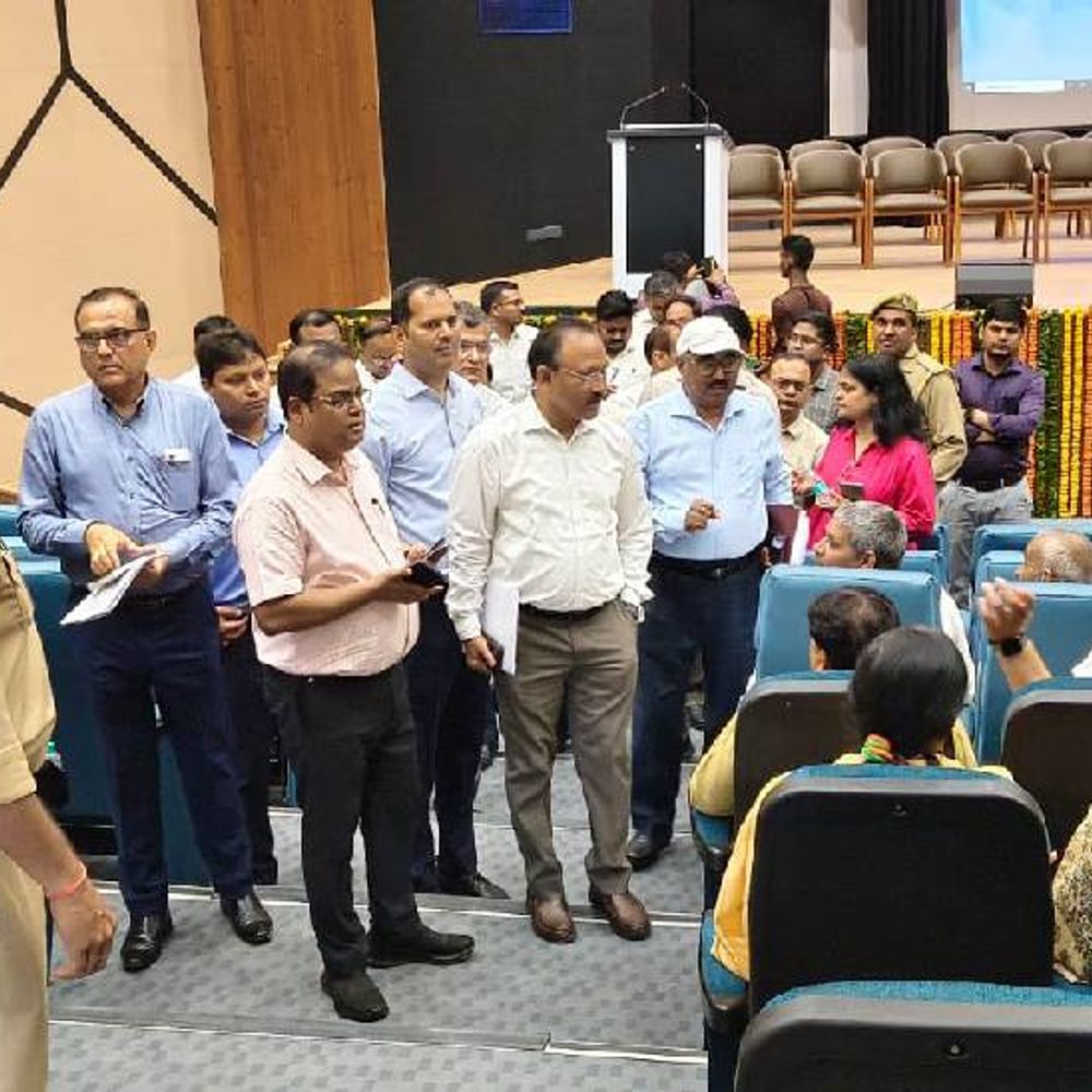 CM करेंगे 2478 करोड़ की परियोजना का लोकार्पण शिलान्यास:नोएडा सेक्टर-96 हैलीपेड पर उतरेंगे, 70 परियोजना शामिल, अधिकारियों ने लिया जाएजा