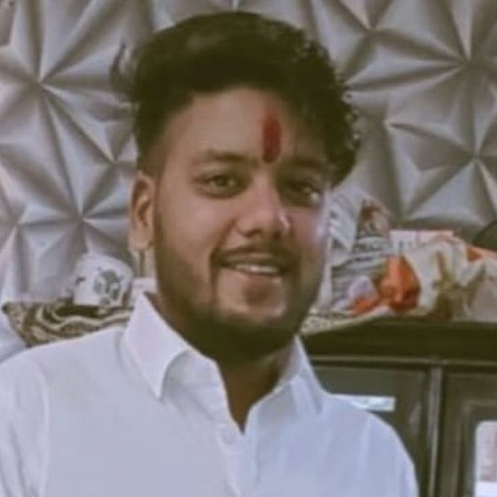 अलीगढ़ में BJP मंडल उपाध्यक्ष ने किया सुसाइड:कमरे में फंदे से लटका मिला शव, सुसाइड नोट में एकतरफा प्रेम प्रसंग का जिक्र