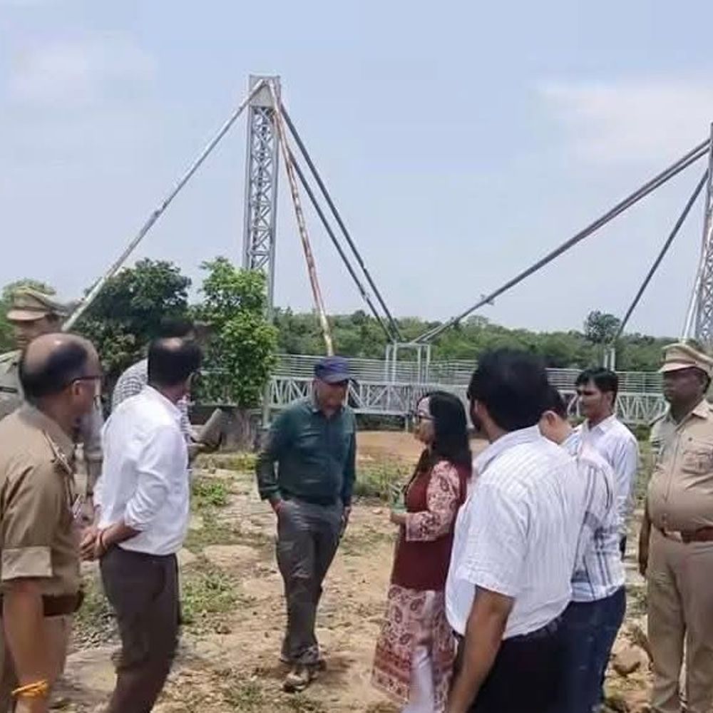 चित्रकूट में बन रहा प्रदेश का पहला ग्लास स्काईवॉक:निरीक्षण को पहुंचे अपर मुख्य सचिव, पर्यटन को मिलेगा नया आकर्षण