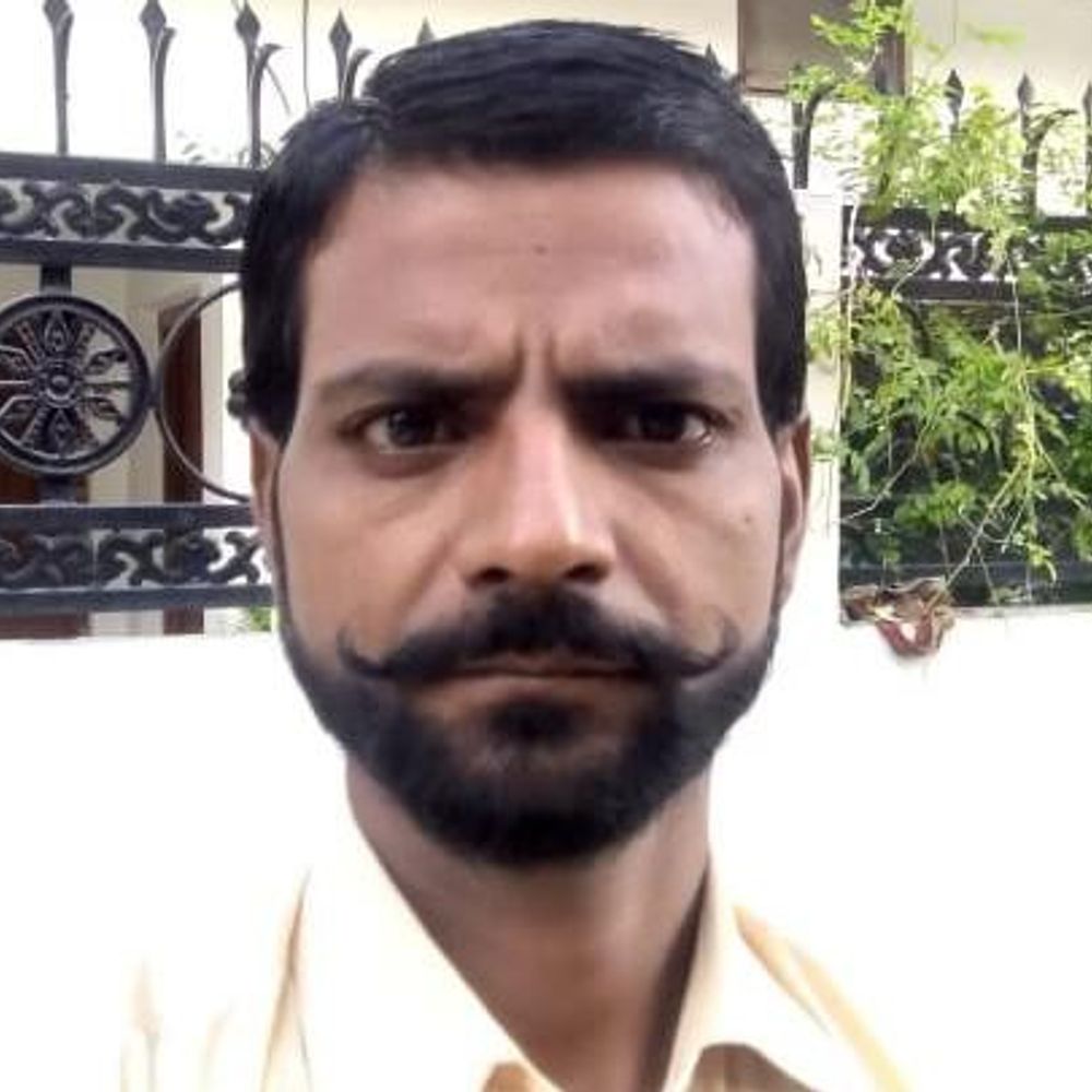 कंपनी में काम करते समय मजदूर की मौत:परिवार के साथ लखनऊ में रहता था, परिजनों ने पोस्टमॉर्टम कराने से इन्कार किया