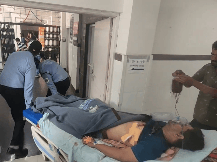 SBI गोल्ड लोन फर्जीवाड़ा; बैंककर्मी ने खुद को गोली मारी:फर्जीवाड़े में नाम आने के बाद कदम उठाया, गंभीर हालत में भोपाल रेफर